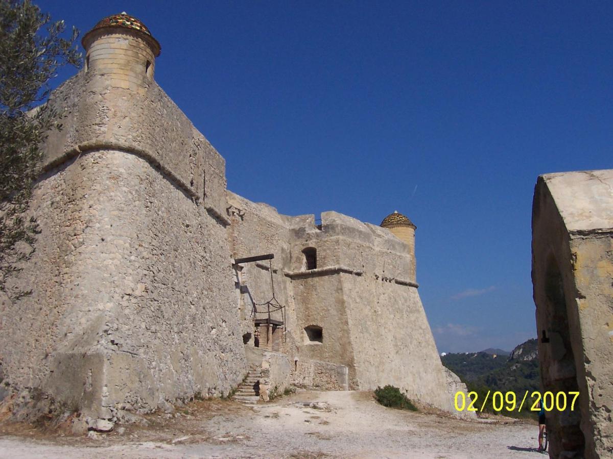 Saint-Blaise  Lou Mas Dau Paigran B&B 외부 사진